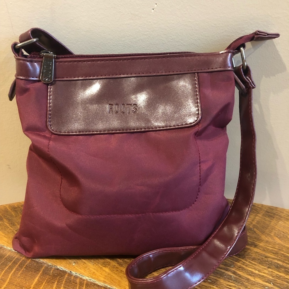 Roots Burgundy Nylon & Faux Leather Crossbody Messenger Bag - Picture 2 of 9